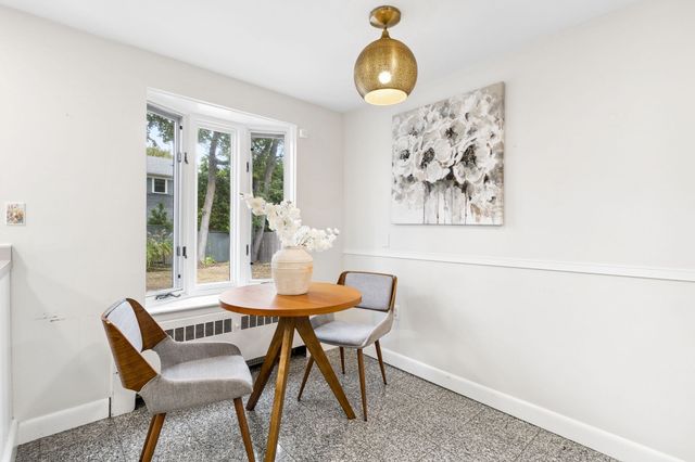 17 Woodhaven Rd, Newton, MA 02468