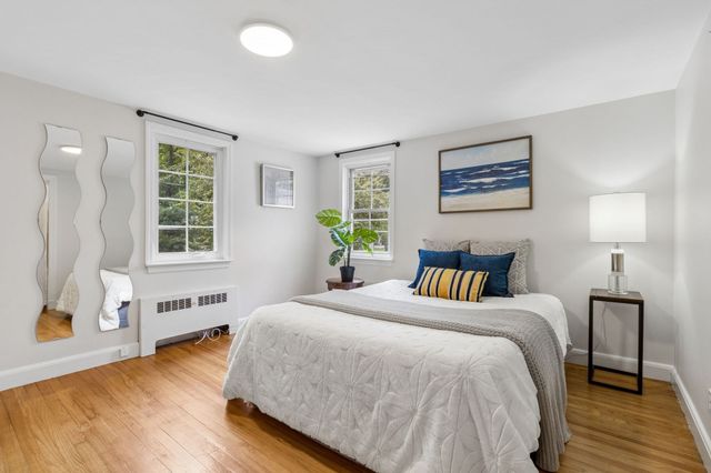 17 Woodhaven Rd, Newton, MA 02468