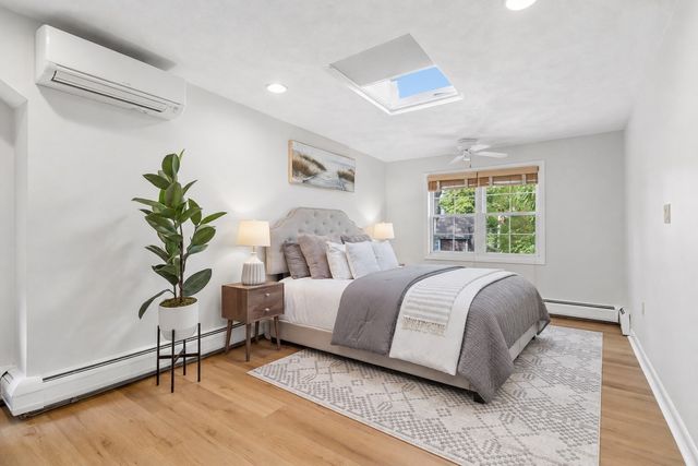 17 Woodhaven Rd, Newton, MA 02468