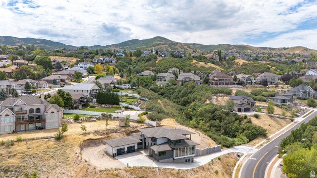 491 S CYNTHIA WAY, North Salt Lake, UT 84054