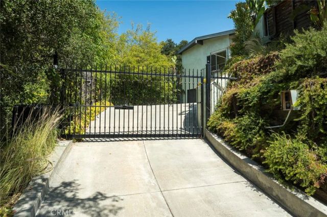 2770 Mira Vista Drive, Glendale, CA 91208