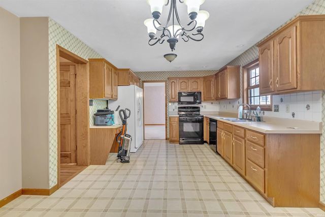 3226 E Kensington Park Drive, Bloomington, IN 47401