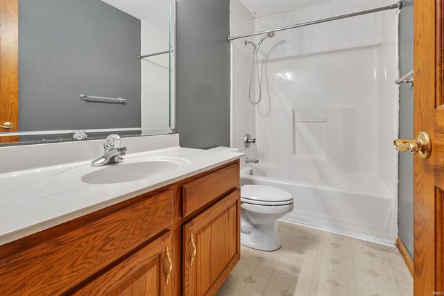 3226 E Kensington Park Drive, Bloomington, IN 47401