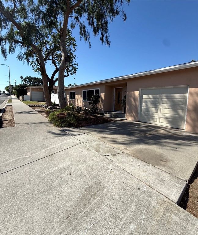 1705 252nd, Lomita, CA 90717 — exterior