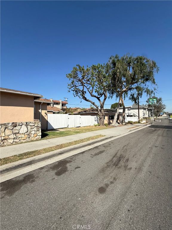 1705 252nd, Lomita, CA 90717 — photo 4