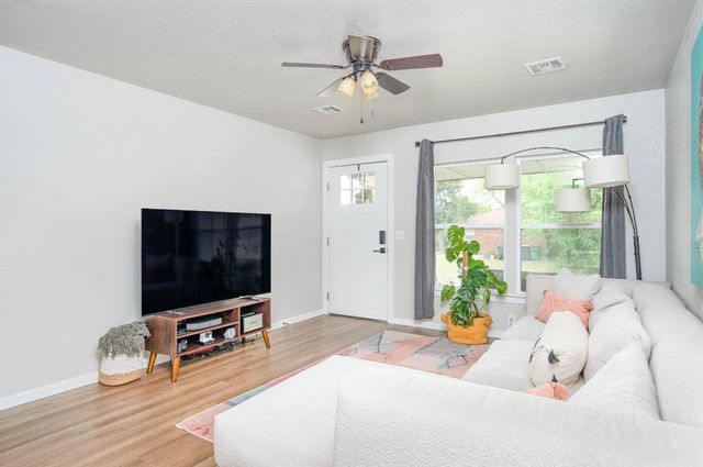 10200 N University Avenue, Oklahoma City, OK 73114