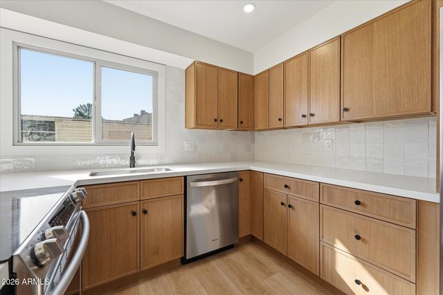 738 E STRAHAN Drive, Tempe, AZ 85283