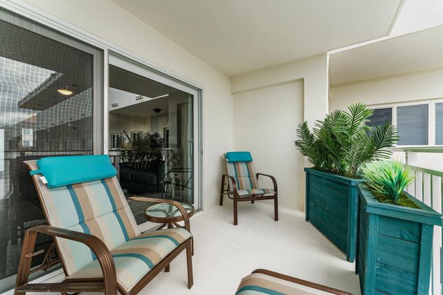 33 S Ocean Avenue 502, Palm Beach Shores, FL 33404