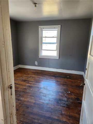 1326 Chiquola Avenue, Honea Path, SC 29654