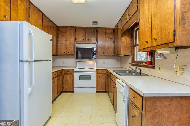 166 Muse Road, Fayetteville, GA 30214