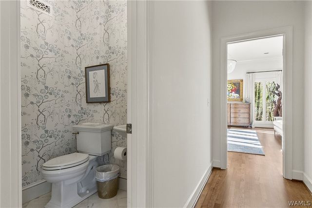 11 Lauderhill, Tuscaloosa, AL 35406