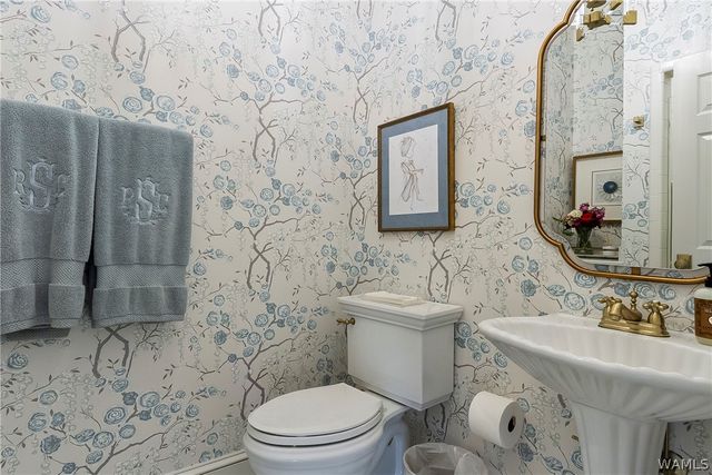 11 Lauderhill, Tuscaloosa, AL 35406