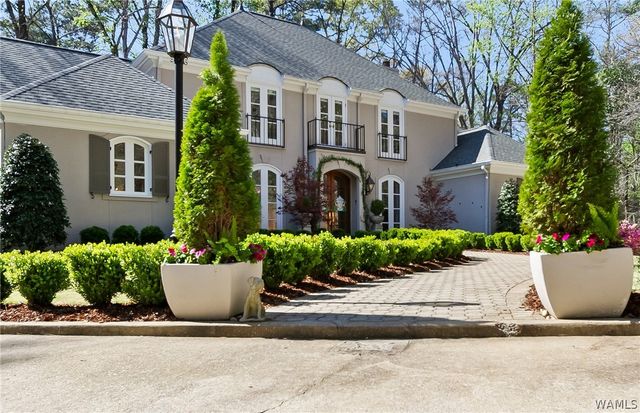 11 Lauderhill, Tuscaloosa, AL 35406