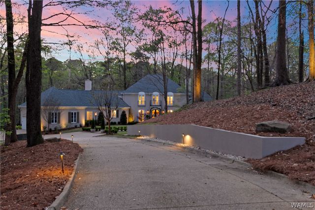 11 Lauderhill, Tuscaloosa, AL 35406