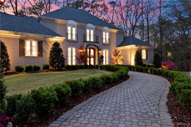 11 Lauderhill, Tuscaloosa, AL 35406