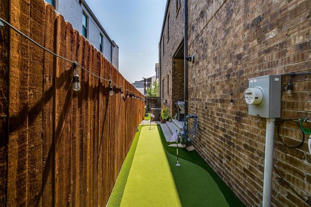 204 Wimberly Street, Fort Worth, TX 76107