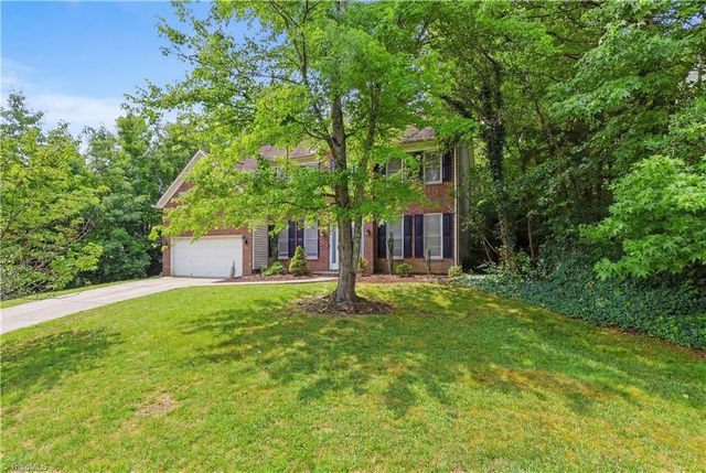 4212 Brentonshire Lane, High Point, NC 27265
