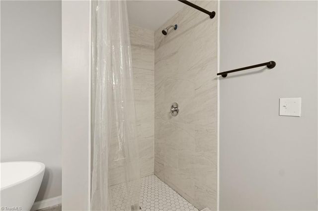 4212 Brentonshire Lane, High Point, NC 27265