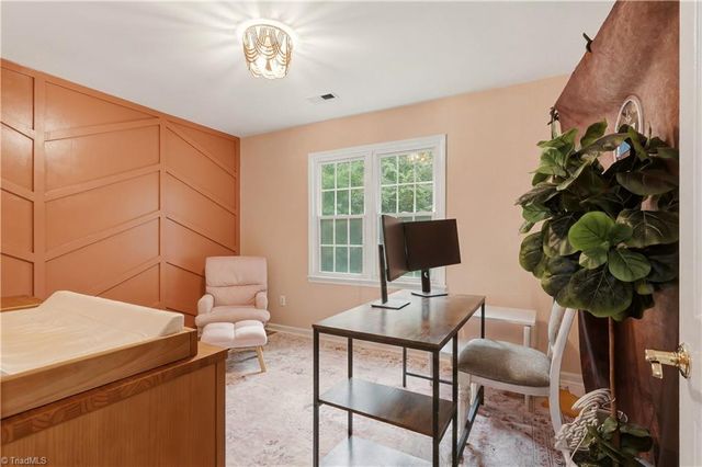 4212 Brentonshire Lane, High Point, NC 27265