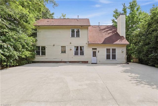 4212 Brentonshire Lane, High Point, NC 27265