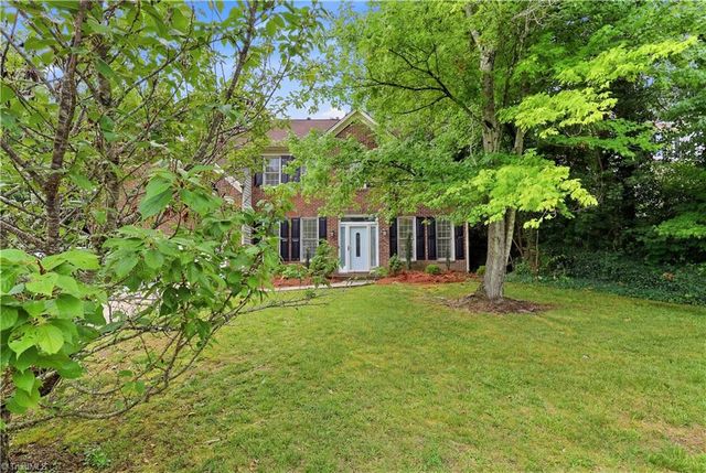 4212 Brentonshire Lane, High Point, NC 27265