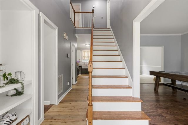 4212 Brentonshire Lane, High Point, NC 27265