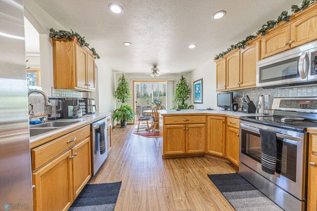 17123 Lakeview Lane, Audubon, MN 56511