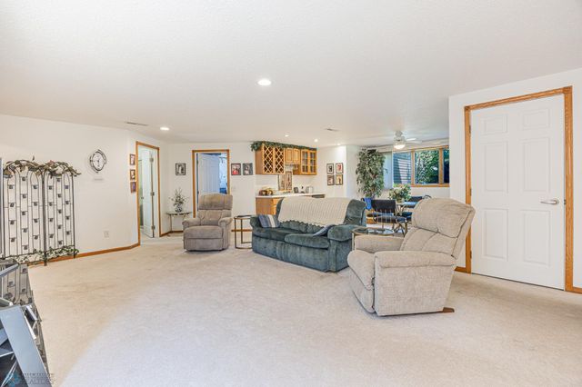 17123 Lakeview Lane, Audubon, MN 56511