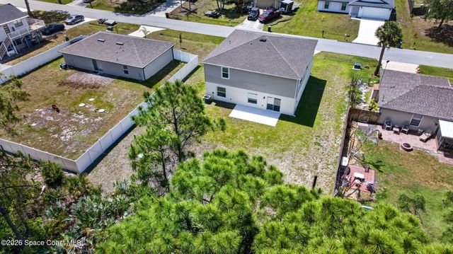 741 White Cloud Street SW, Palm Bay, FL 32908