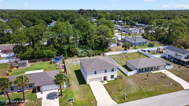 741 White Cloud Street SW, Palm Bay, FL 32908
