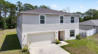 741 White Cloud Street SW, Palm Bay, FL 32908