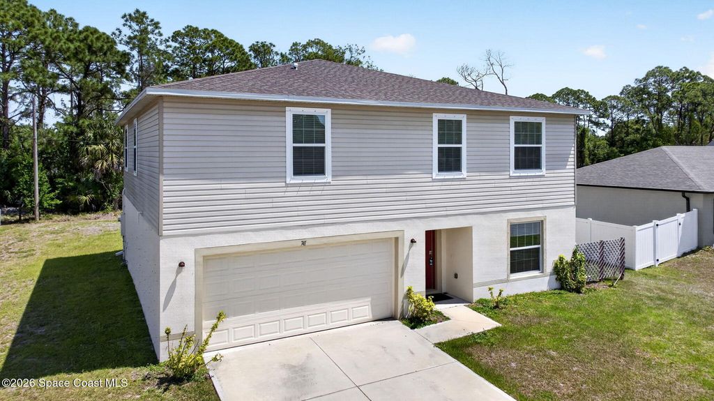 741 White Cloud Street SW, Palm Bay, FL 32908