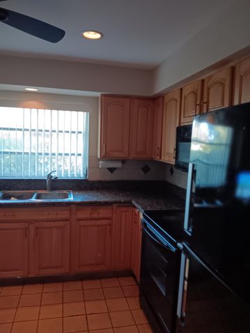10178 Eaglewood Road A, Boynton Beach, FL 33436