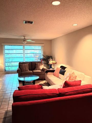 10178 Eaglewood Road A, Boynton Beach, FL 33436