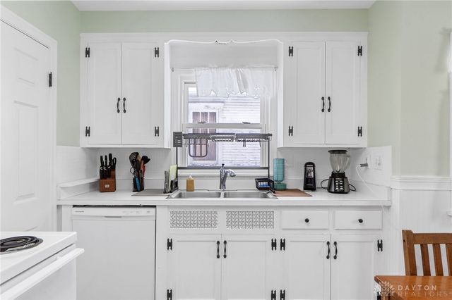 60 Constantia Avenue, Dayton, OH 45419