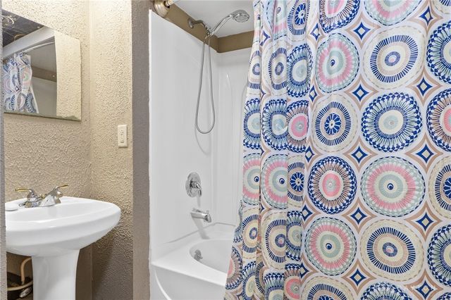 60 Constantia Avenue, Dayton, OH 45419