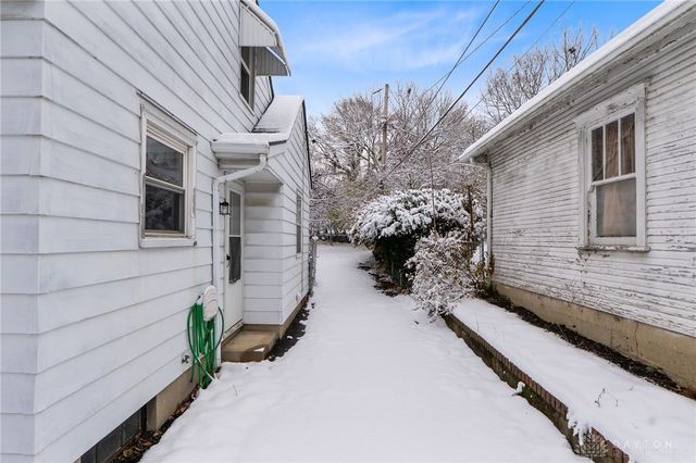 60 Constantia Avenue, Dayton, OH 45419