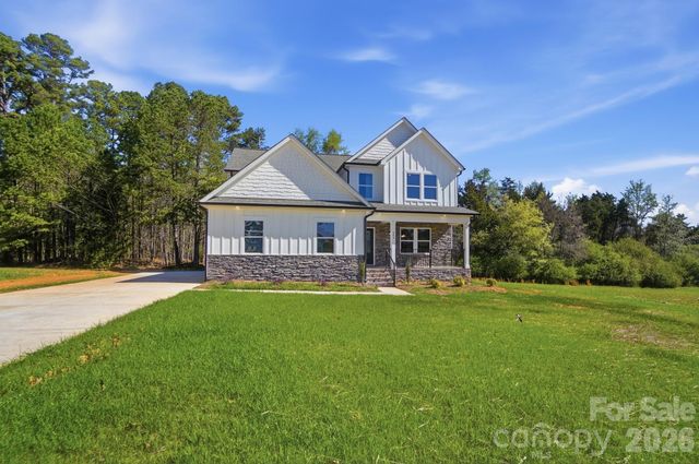 609 Muirfield Drive, Albemarle, NC 28001
