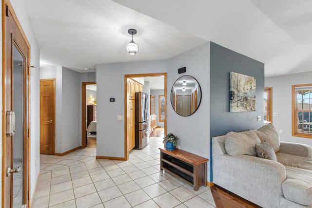 1012 Pine Grove Drive, Reedsburg, WI 53959