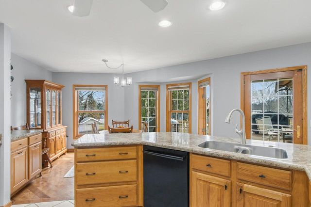 1012 Pine Grove Drive, Reedsburg, WI 53959