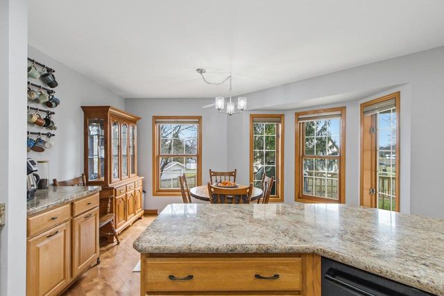 1012 Pine Grove Drive, Reedsburg, WI 53959