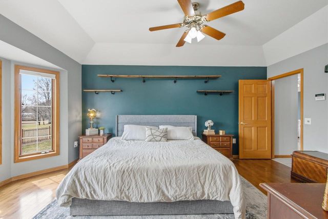 1012 Pine Grove Drive, Reedsburg, WI 53959