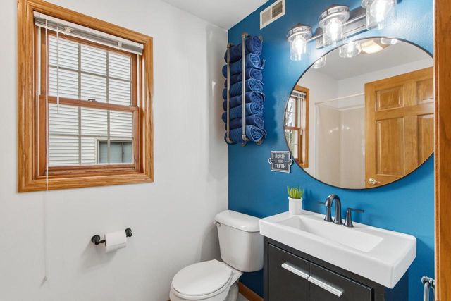 1012 Pine Grove Drive, Reedsburg, WI 53959