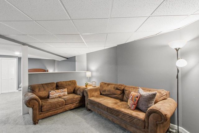 1012 Pine Grove Drive, Reedsburg, WI 53959