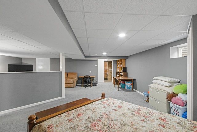 1012 Pine Grove Drive, Reedsburg, WI 53959