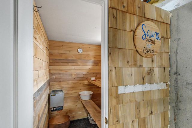 1012 Pine Grove Drive, Reedsburg, WI 53959