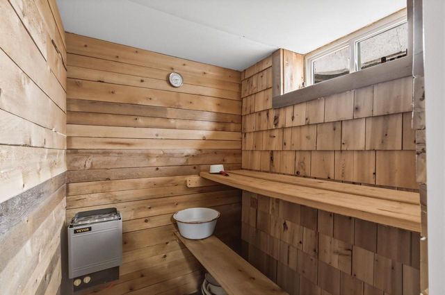 1012 Pine Grove Drive, Reedsburg, WI 53959