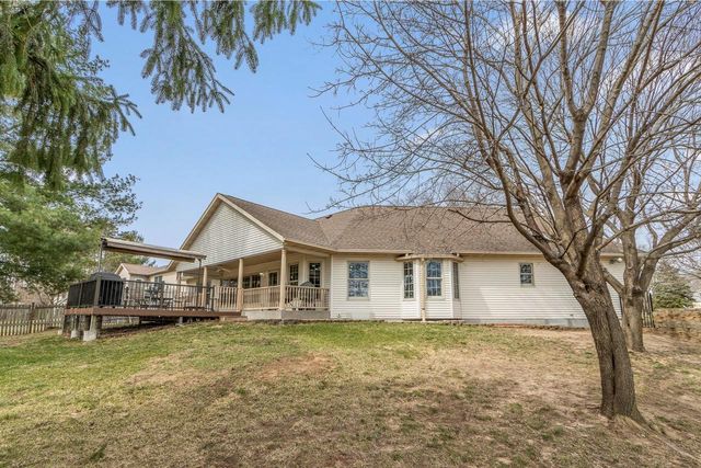 1012 Pine Grove Drive, Reedsburg, WI 53959