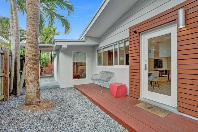 2111 N Ocean Boulevard, Pompano Beach, FL 33062