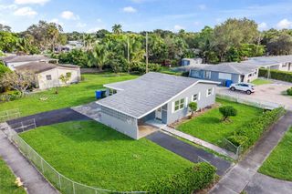 4685 SW 33rd Dr, West Park, FL 33023